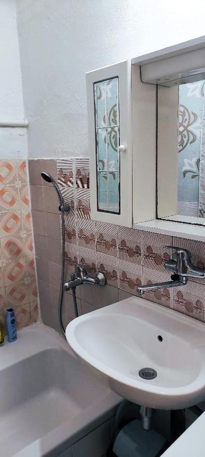 Apartment Maya Stari Grad  Luaran gambar