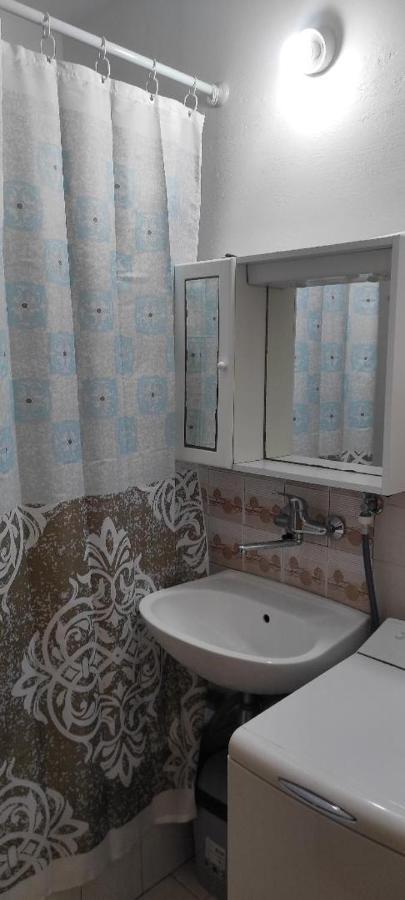 Apartment Maya Stari Grad  Luaran gambar